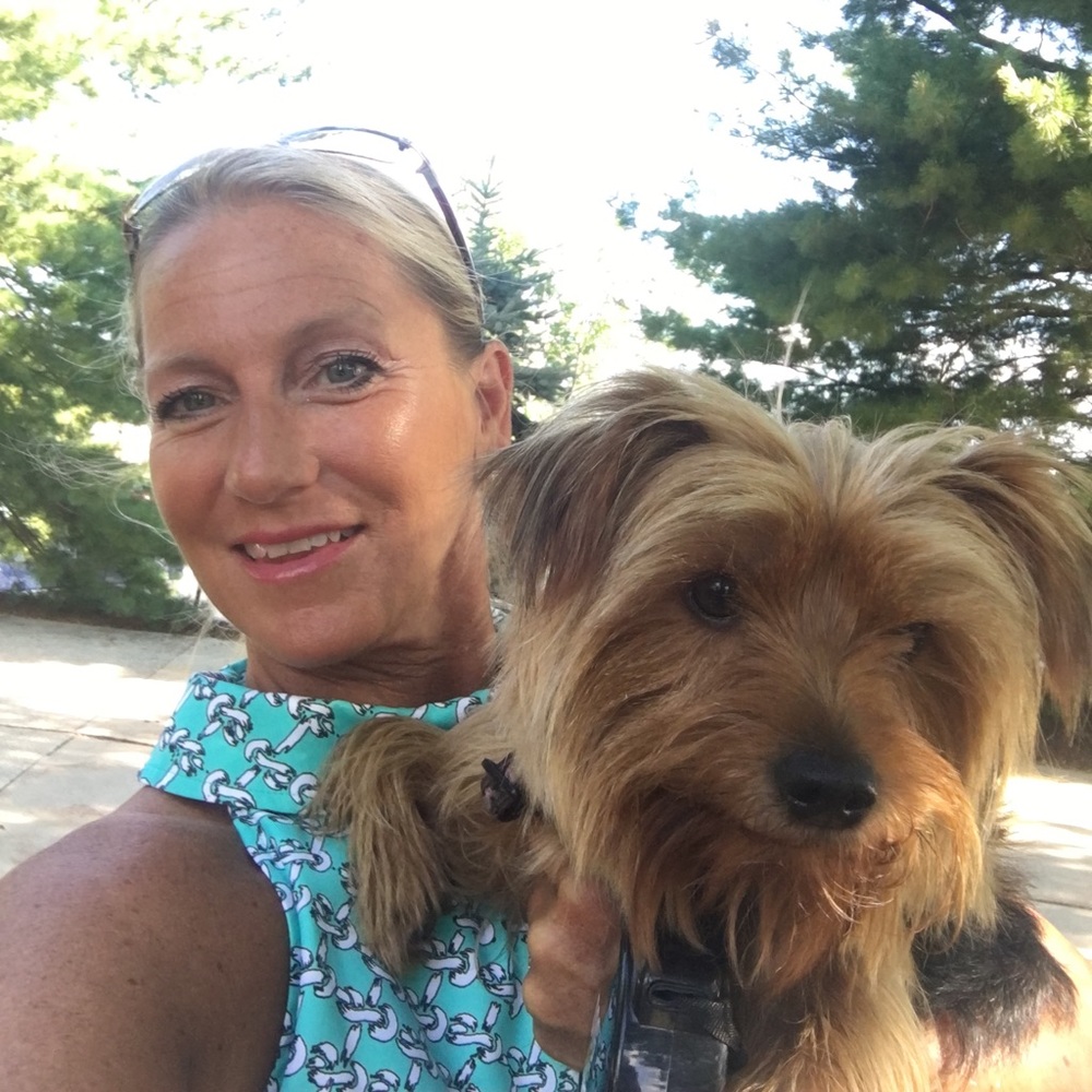 Meet your Posher, Carolyn